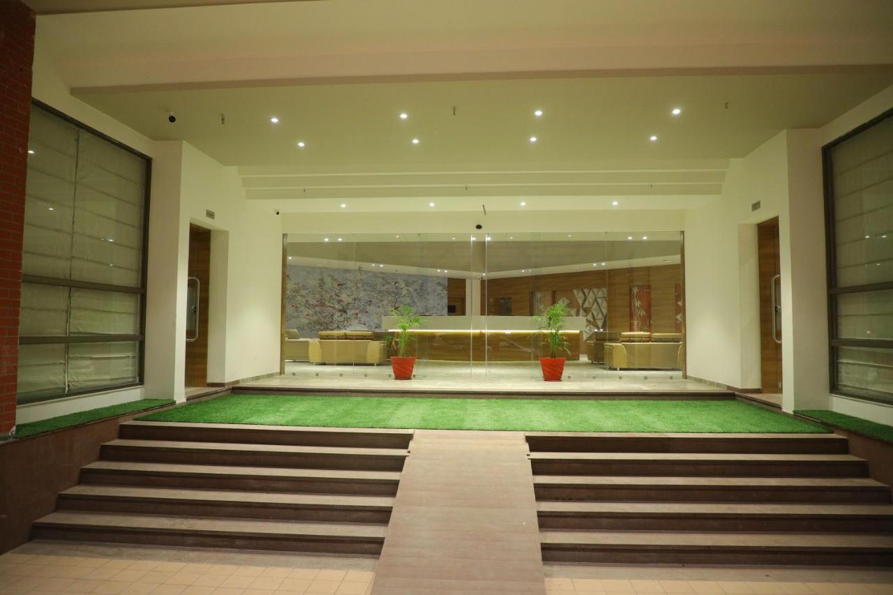 Vits The Somnath Gateway Hotel Exterior photo