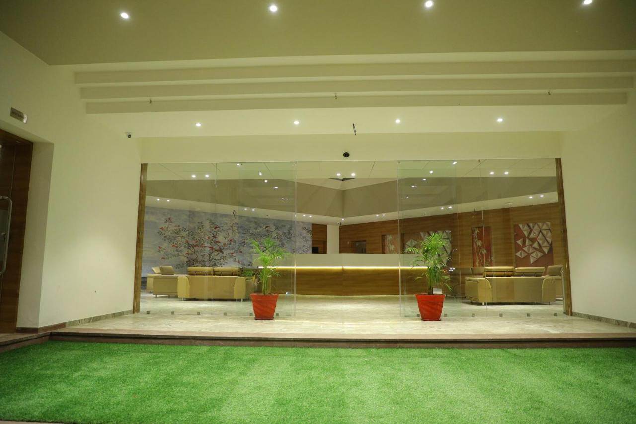 Vits The Somnath Gateway Hotel Exterior photo