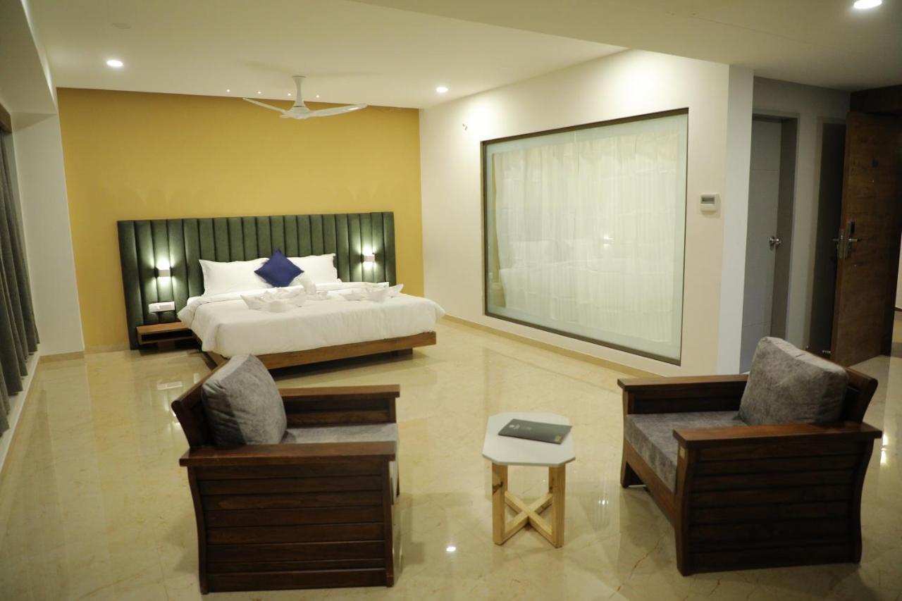 Vits The Somnath Gateway Hotel Exterior photo
