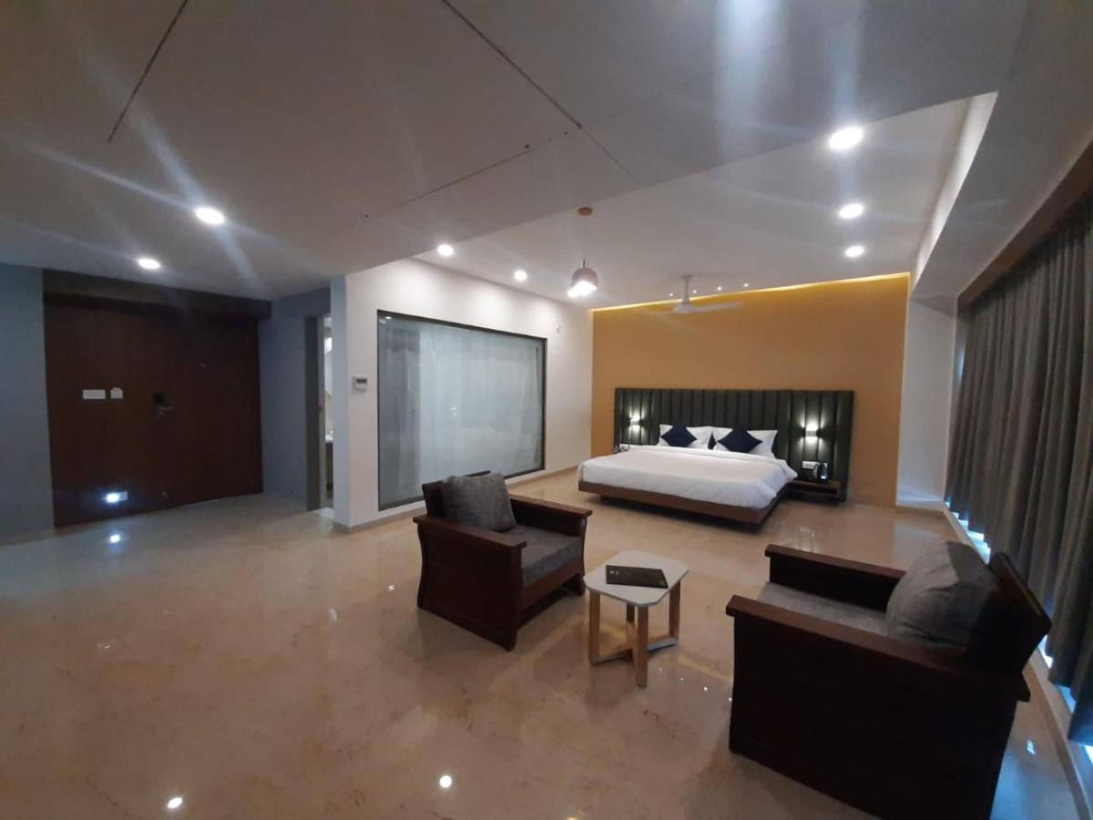 Vits The Somnath Gateway Hotel Exterior photo
