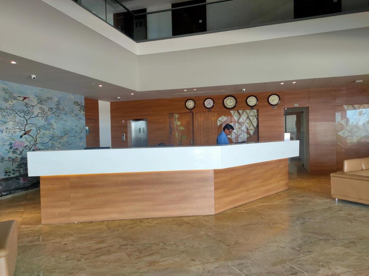 Vits The Somnath Gateway Hotel Exterior photo